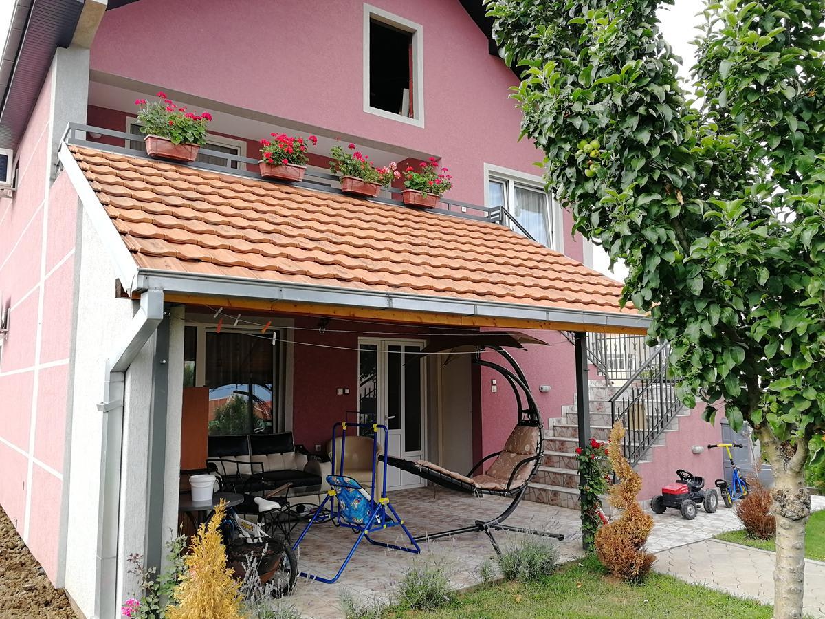 Apartments "Predah Kod Baraca" Ni Kültér fotó