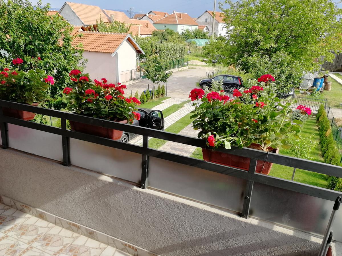 Apartments "Predah Kod Baraca" Ni Kültér fotó